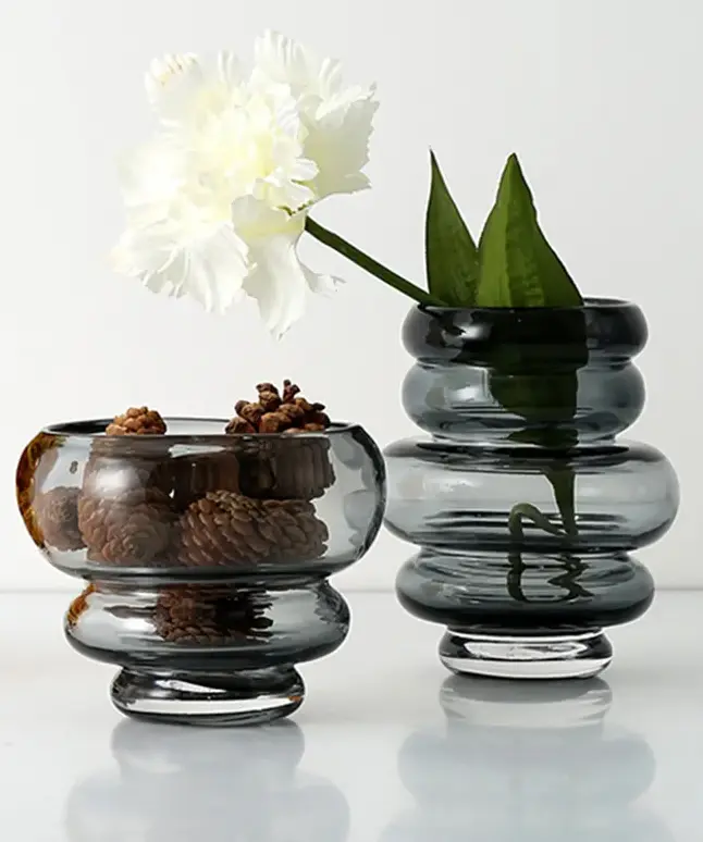 Vase100  