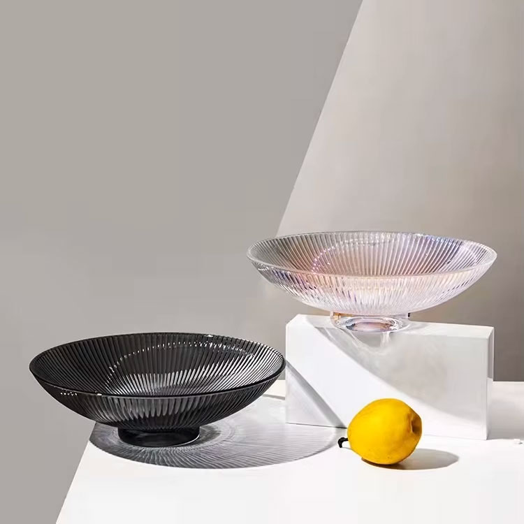 Clear glass fruit bowl