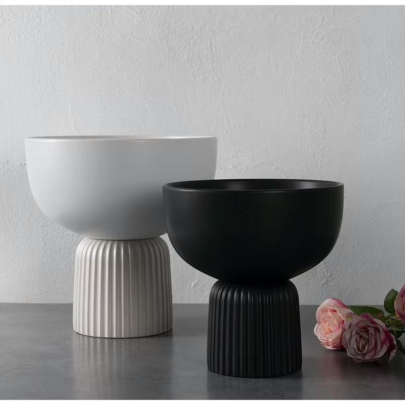 Black fruit bowl