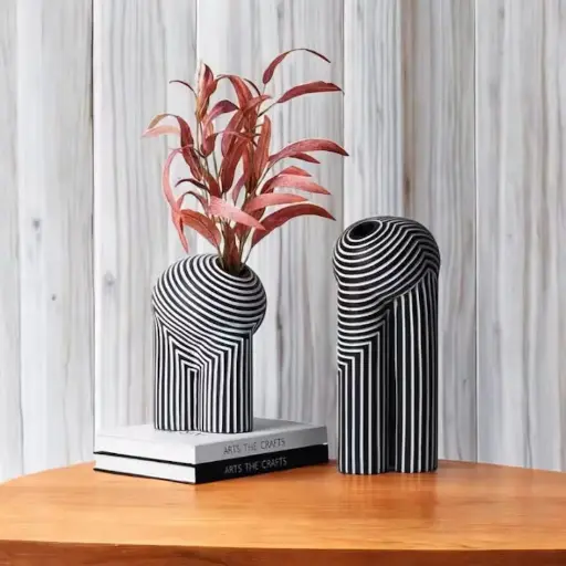 Vase136  